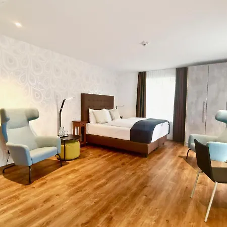 Hotel H23 3*