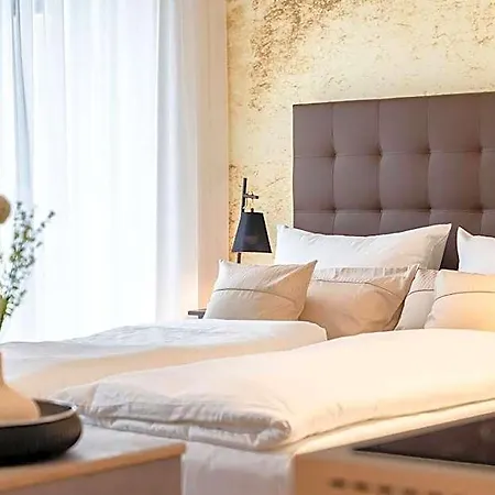 Hotel H23